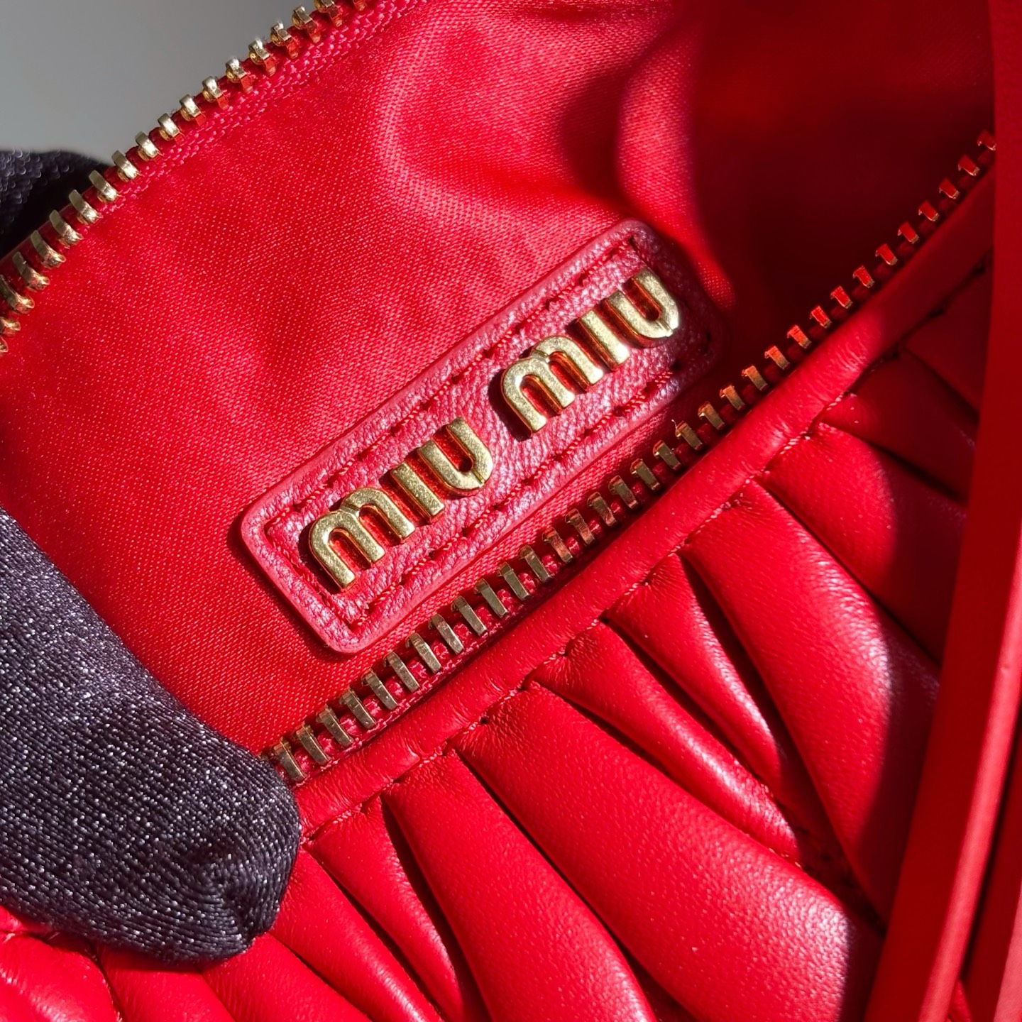 Elite Miu Miu Wander Matelasse Nappa Leather Replica Hobo Bag - Image 9