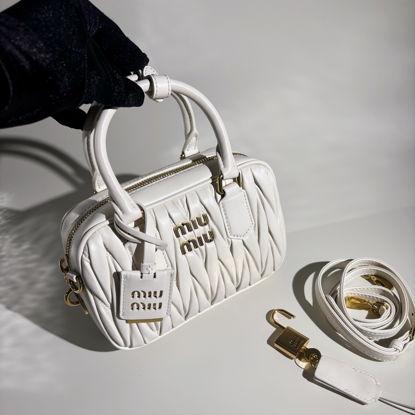 Finest Miu Miu Arcadie Matelasse Nappa Leather Replica Bag - Image 3