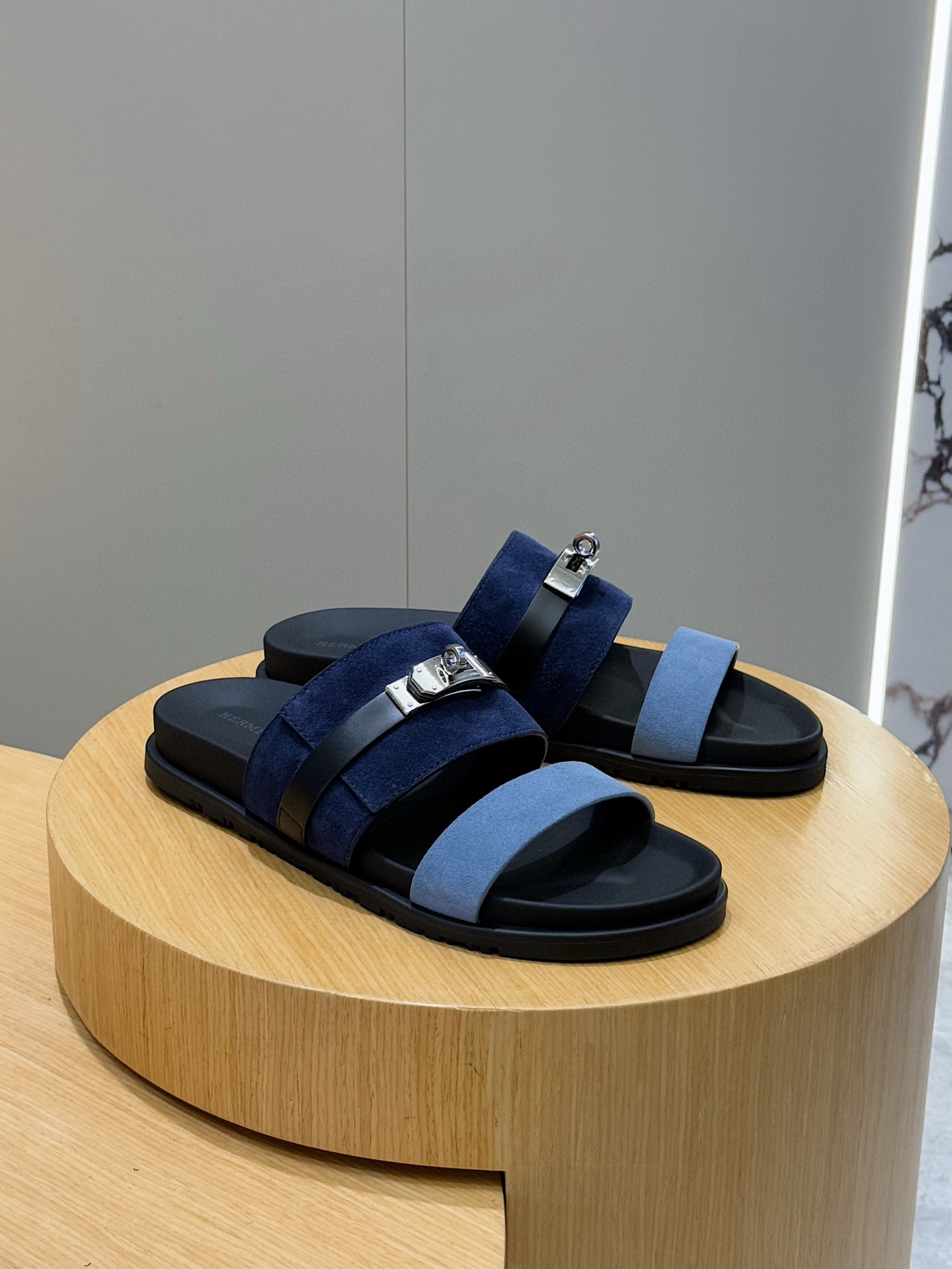 Top Grade Hermes Jackson Replica Sandal - Image 3