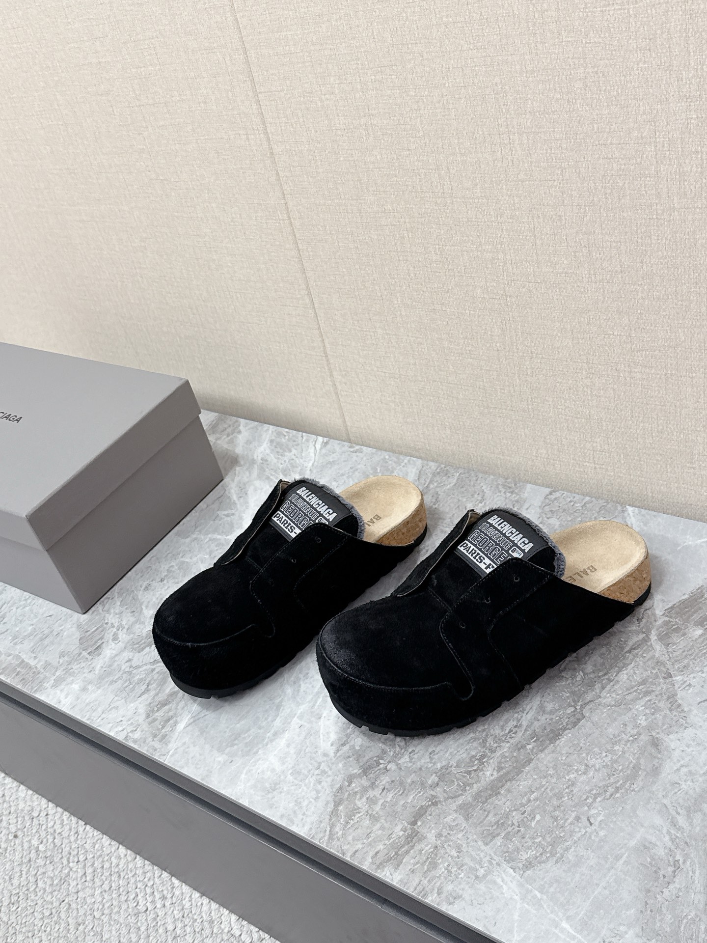 Superior Balenciaga Dumbo Replica Mule - Image 3