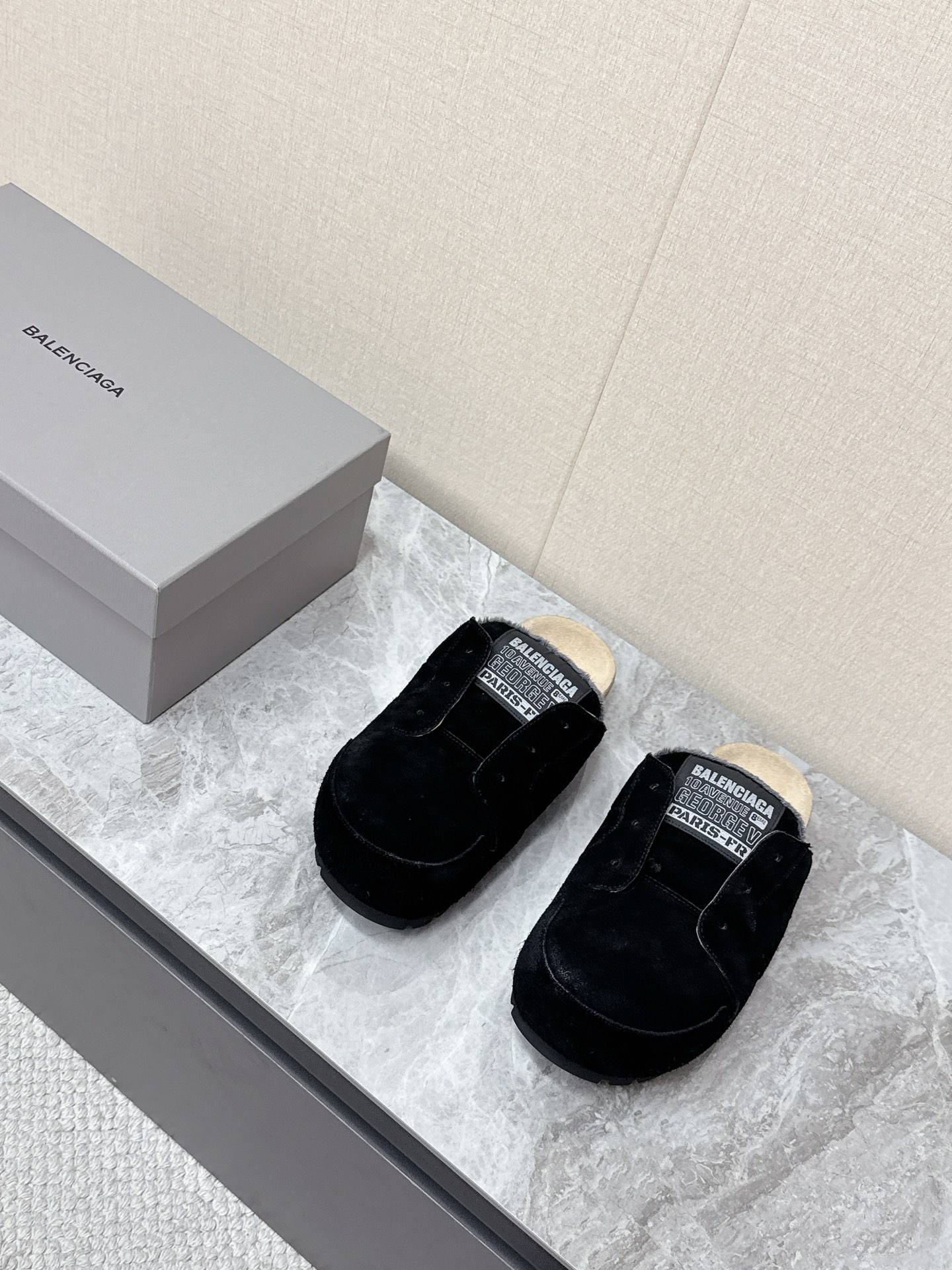 Superior Balenciaga Dumbo Replica Mule - Image 4