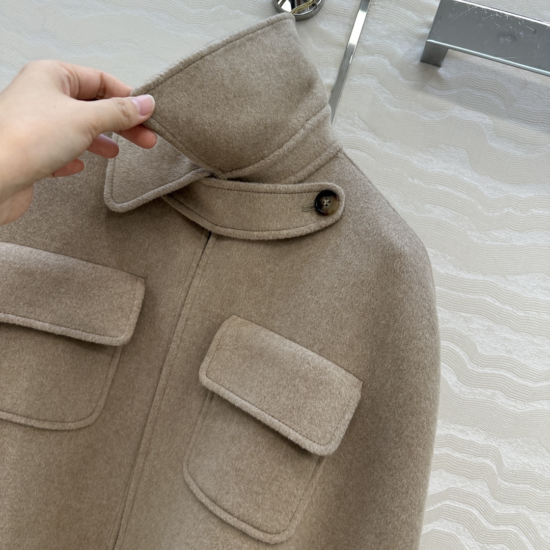 Exact Copy Loro Piana Gilda Replica Cape - Image 5