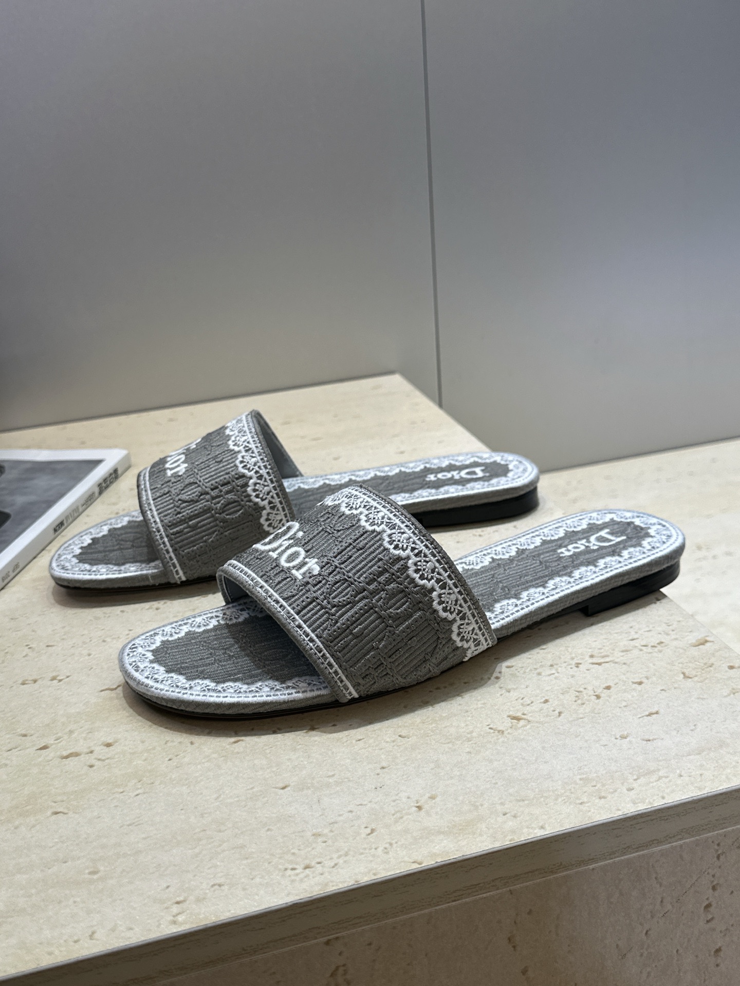 Exclusive Christian Dior Dentelle Replica Slide - Image 4