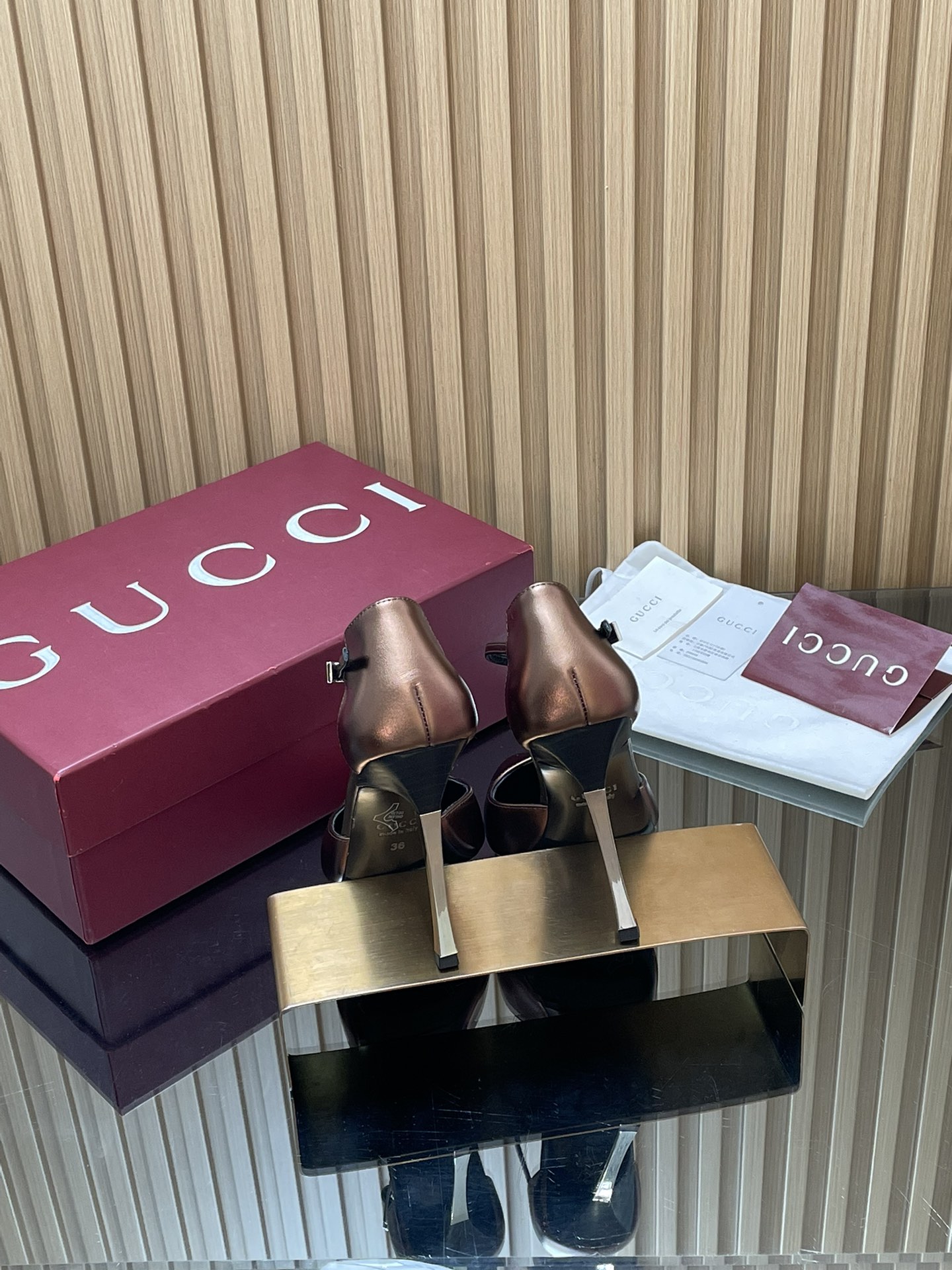 Exact Copy Gucci Bombshell Replica Pump - Image 8