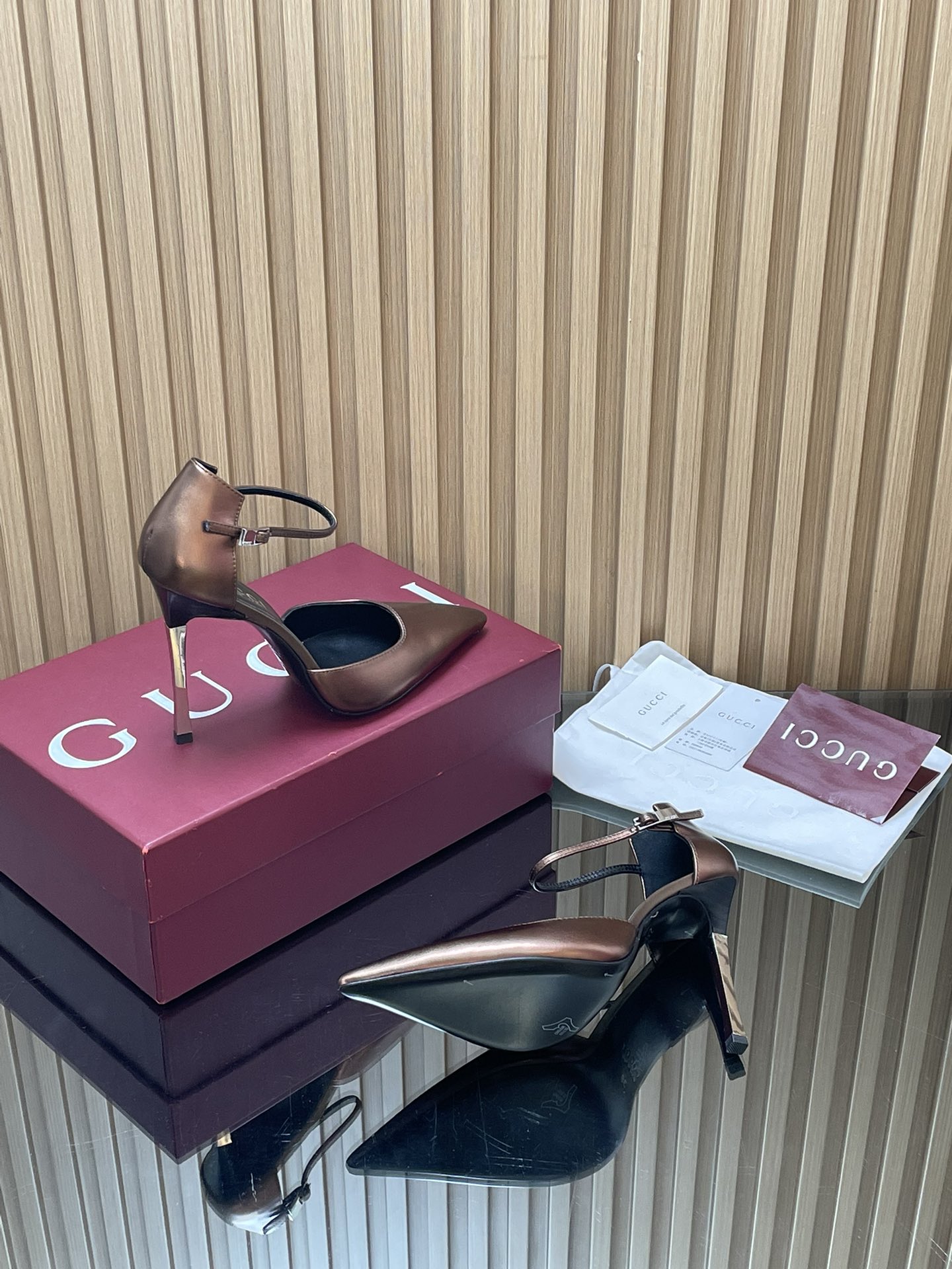 Exact Copy Gucci Bombshell Replica Pump - Image 9