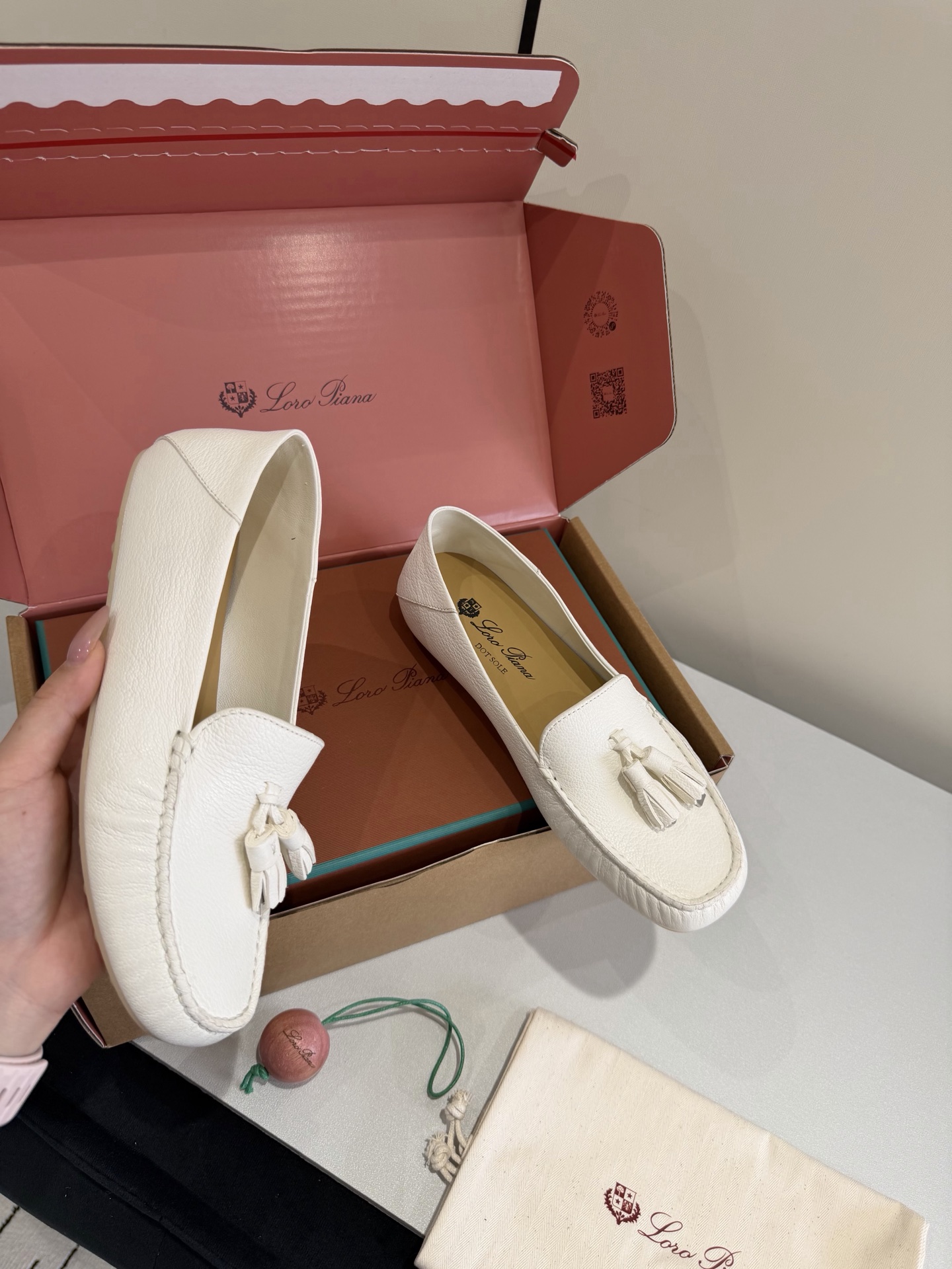 Lux Loro Piana Dot Sole Walk Replica Loafer - Image 4