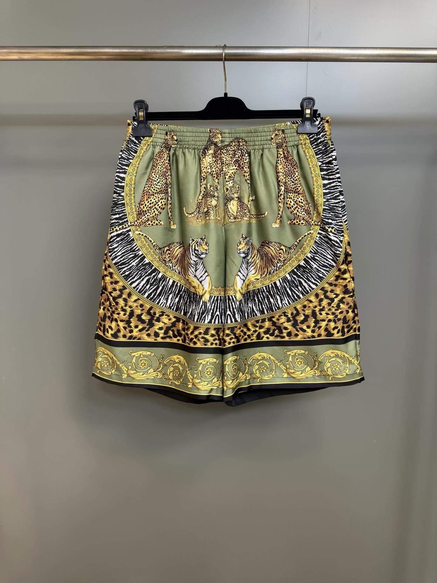 Luxury Versace Wild Cats Silk Replica Shorts