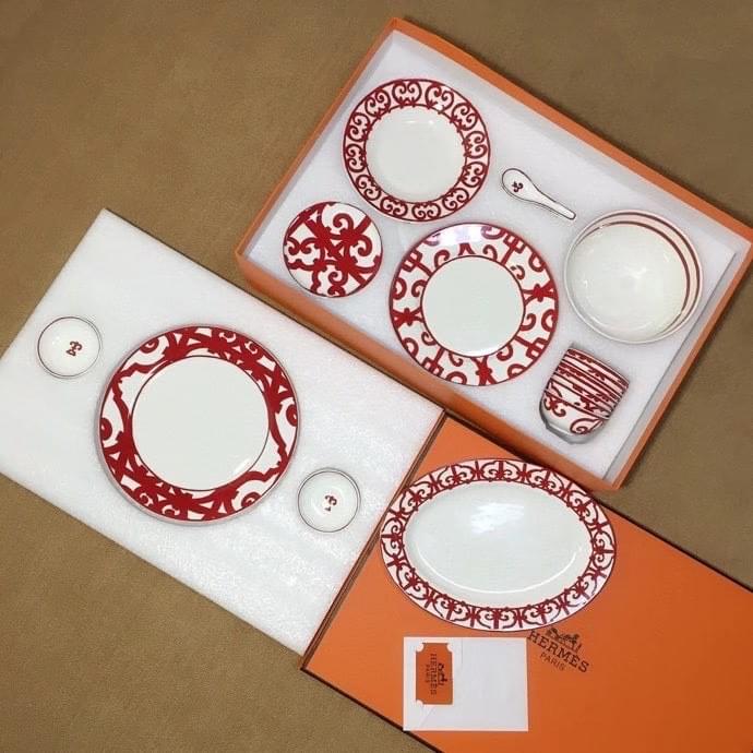 Top Grade Hermes Balcon du Guadalquivir Porcelain Replica Dinnerware Set
