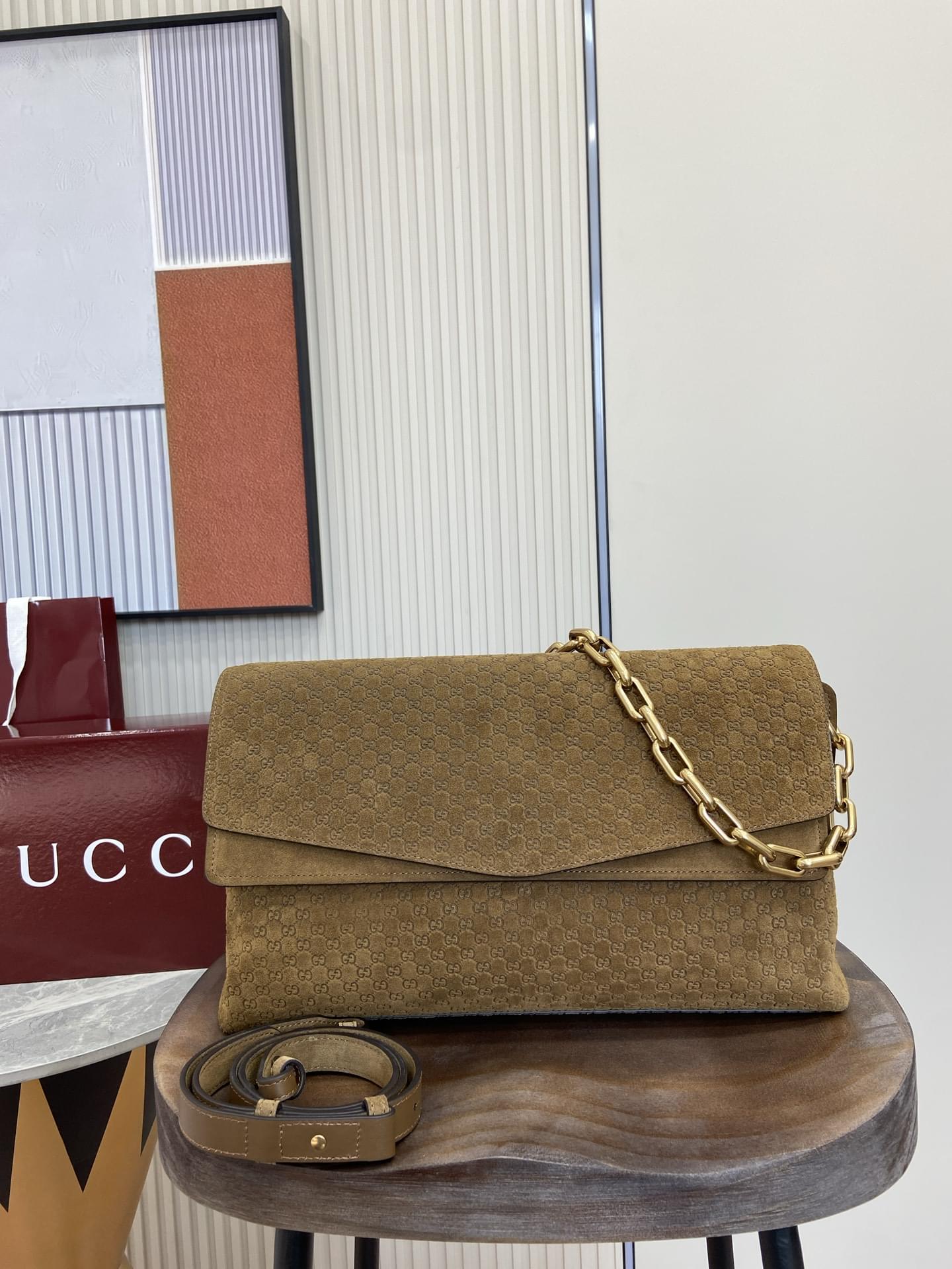 Premium Gucci Large Replica Shoulder Bag With Chain