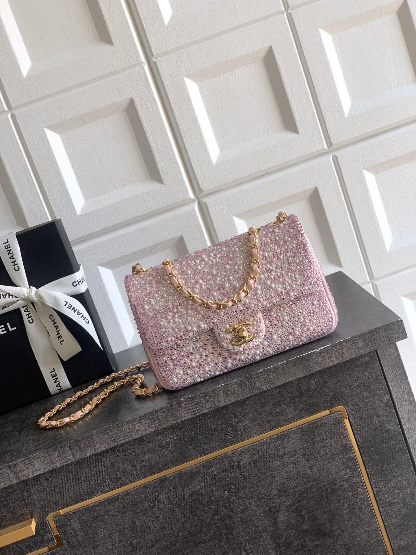 Superior Strass And Imitation Pearls Replica Evening Bag